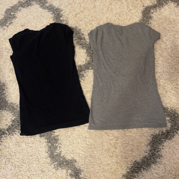 SO bundle of 2 shirts - Picture 2 of 3